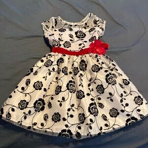 Nannette Kids White floral dress with lace and velvet